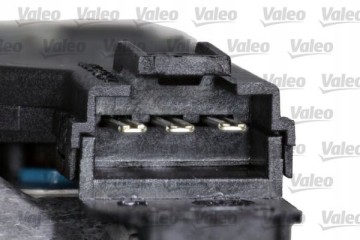 Wiper motor VALEO 582666 Catalog number of the original OPEL 1273424 OPEL 39136727 VAUXHALL 13269910 VAUXHALL 39136727