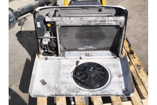REFRIGERATION UNIT CARRIER XARIOS 79 60660 00 VIENTO 300 12V 2018r Car type 4x4 SUV cargo vans passenger cars