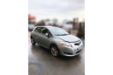 TOYOTA AURIS (E15) Luna