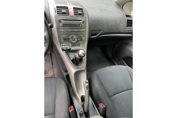 TOYOTA AURIS (E15) Luna