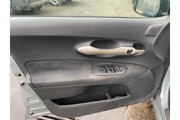 TOYOTA AURIS (E15) Luna