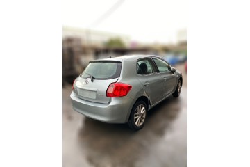 TOYOTA AURIS (E15) Luna