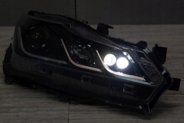 Faro delantero Toyota Corolla XII E21 2019 Derecho