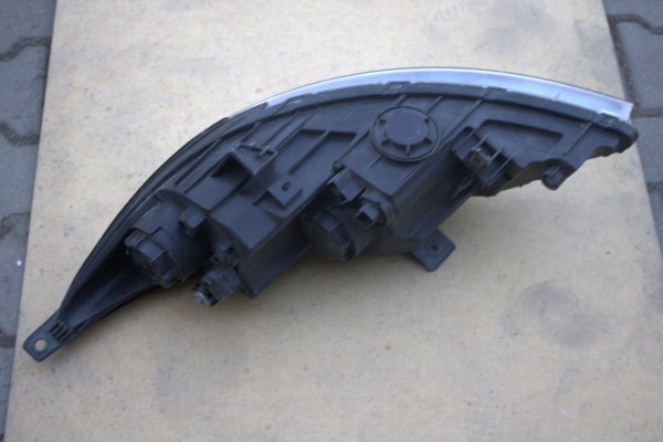 HEADLIGHT LAMP FRONT KIA SPORTAGE III LED RIGHT EUROPE ORIGINAL WHOLE Type of low beam headlights traditional halogen