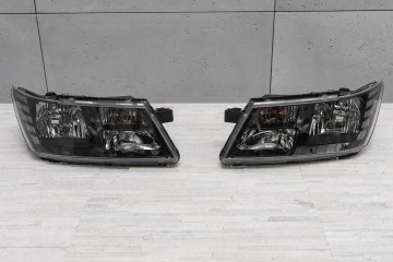 DODGE JOURNEY AND 2008 2020 FRONT LAMPS BLACK SET 68200085AB EUROPE Catalog number of the part 68200084AB