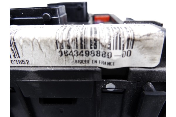 9643498880  CAJA RELES / FUSIBLES CITROEN XSARA PICASSO 2.0 HDi Exclusive 2003 9643498880 211663 CITROEN - 2