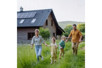 Qoltec Off Grid 3500W MPPT Solar Inverter with 24V Wi Fi Option Catalog number of substitutes TitanX CD509036