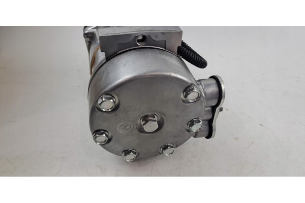 COMPRESSOR AIR CONDITIONING COMPRESSOR SL7H15 RENAULT Espace Laguna Grand petrol Version European