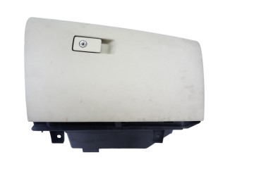 39801793 GUANTERA VOLVO XC60 Kinetic AWD 2009 39801793 211736 VOLVO - 1