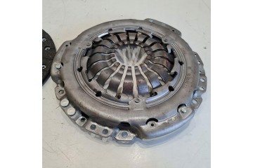 RENAULT CLIO IV KANGOO 1 5 DCI CLUTCH DISC PRESSURE SET LUK 622342909 Quality of parts according to GVO Q original with factory 