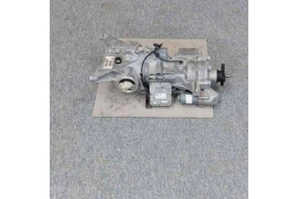Rear reducer MINI CLUBMAN F54 8600483 2 0L gasoline 170kW 2019