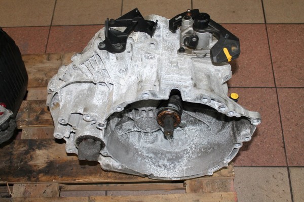 VOLVO V40 V40CC GEARBOX 1285272 MANUAL M66