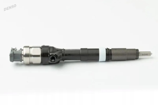 INJECTOR DCRI107580 DENSO TOYOTA AVENSIS Packaging status original