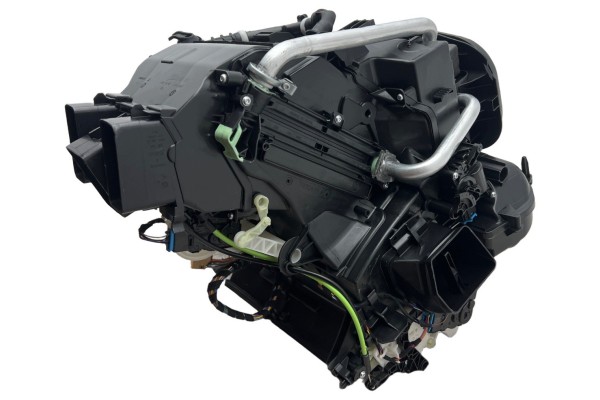 Ventilador del soplador de calefacción para VW Passat B8 5WB816001E N