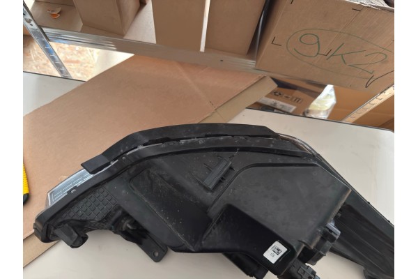 Faro Hyundai i20 92101C8000