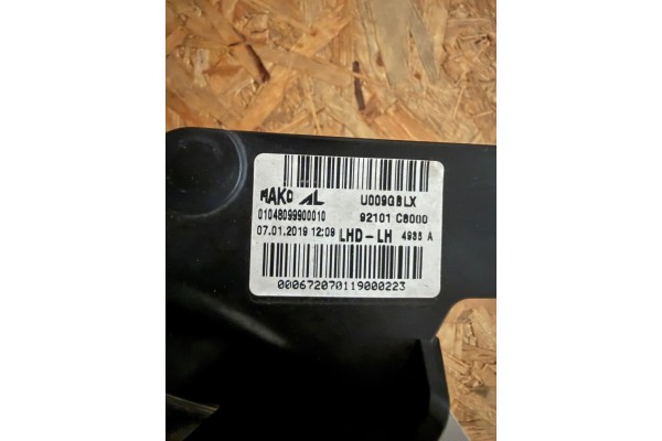 Faro Hyundai i20 92101C8000