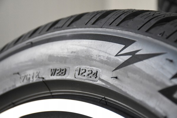 NEW Alloy Wheels 18 Cupra Formentor 5FF601025N New Bridgestone 2024 Customs tariff code 87089997