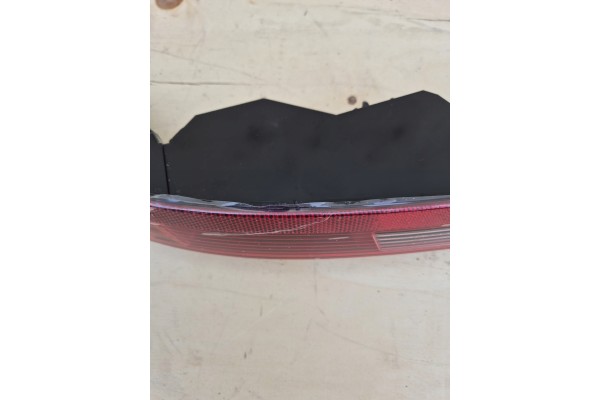 Lámpara trasera derecha Audi Q3 8U 8U0945096D ORIGINAL NUEVA