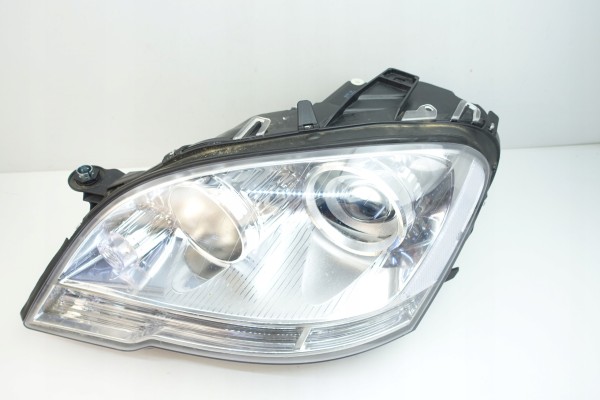 TYC 20 12162 05 2 Headlight Mercedes Benz CLASS M LEFT Type of low beam headlights traditional halogen