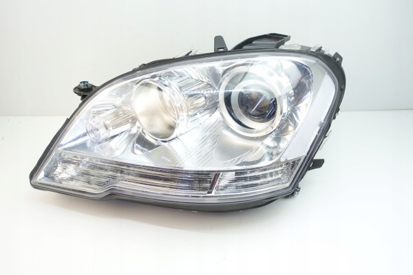 TYC 20 12162 05 2 Headlight Mercedes Benz CLASS M LEFT Additional information adjustment motors included