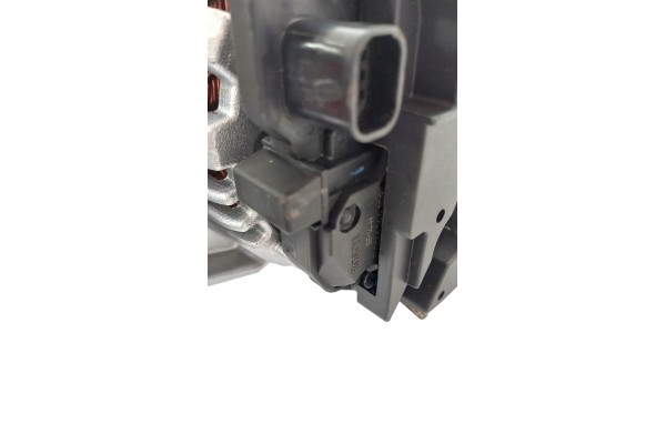 ALTERNATOR BOSCH 100A OPEL ASTRA J INSIGNIA A ZAFIRA C SAAB 9 5 2 0 CDTI Alternator charging current 100 A