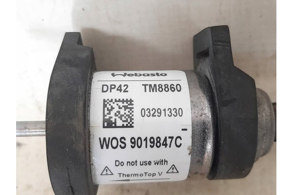 Bomba Webasto 9019847C usado 2