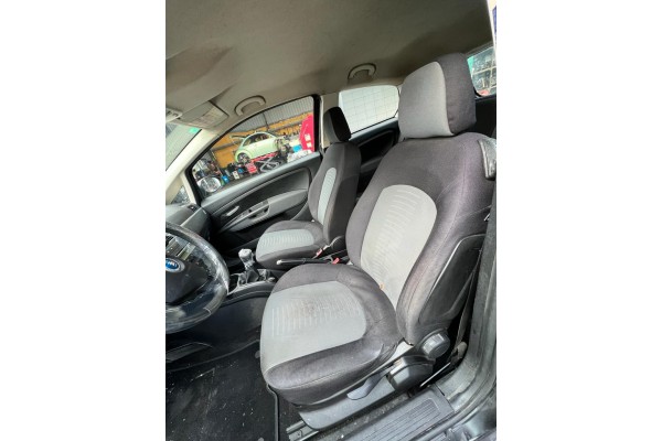 FIAT GRANDE PUNTO (199) 1.3 Multijet Sport (01.2007)