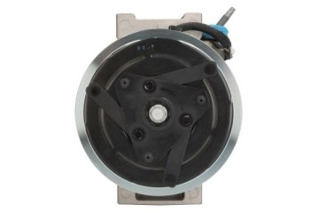 Air conditioning compressor KTT090129 Catalog number of the part KTT090129