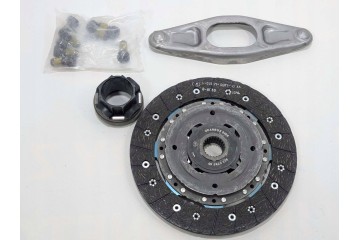 Schaeffler LuK 600 0296 00 BMW Two Mass Wheel Clutch Kit Catalog number of the part 600 0296 00