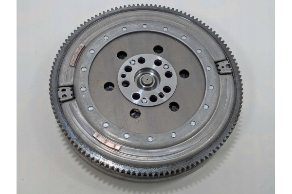 Schaeffler LuK 600 0296 00 BMW Two Mass Wheel Clutch Kit Engine type diesel