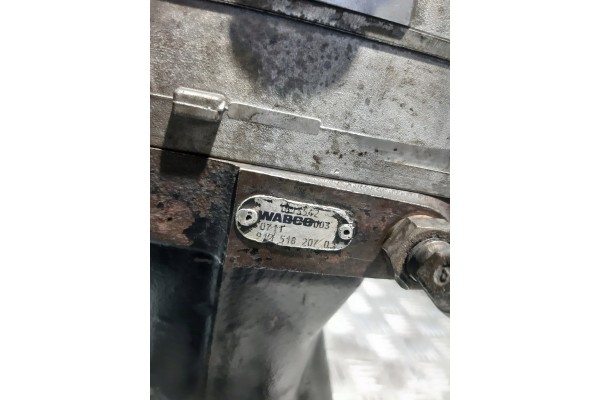 Compresor de Aire Wabco 912 518 207 0 usado 2
