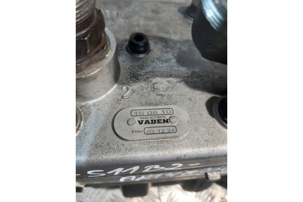 Compresor de Aire Wabco 912 518 207 0 usado 7