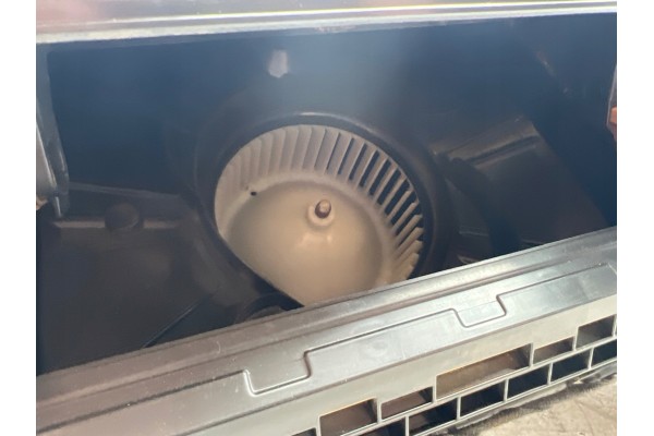 Ventilador del soplador calefactor para Seat Arona 2Q1816002CB Nuevo Original 5