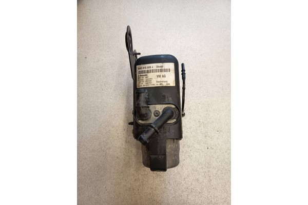 Calefactor de estacionamiento Volkswagen Caddy 2023 (Webasto) 5R3815005J usado 2