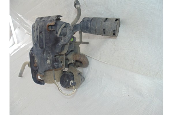 Calefactor de Estacionamiento Webasto para Volkswagen Caddy 2012 usado 4