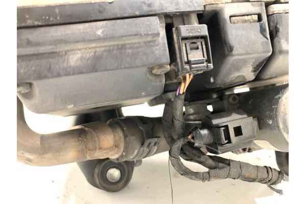 Calefactor Webasto para Audi A8 D3 Sedan/Limousine 3.2 (2002-2010) - Número de pieza 4E0265081K usado 5
