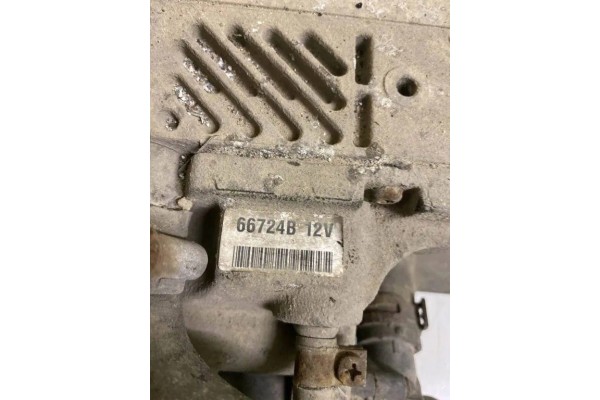 Calefactor de estacionamiento Webasto 66724B usado 3