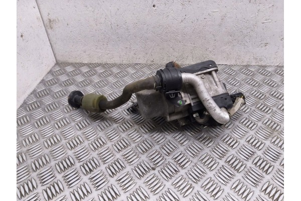 Calefactor auxiliar Webasto para Volvo V60 2013 usado 5