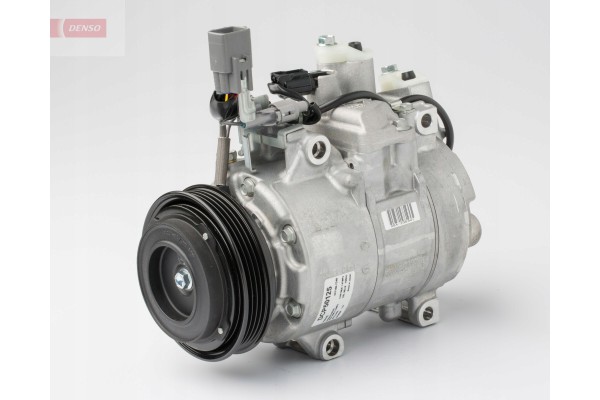 Compresor de aire acondicionado Denso DCP50125 usado 2