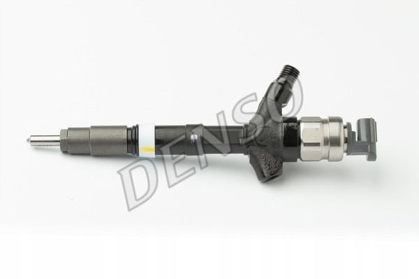 Inyector Denso DCRI107580 usado 2