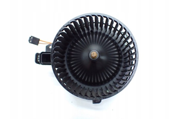 Ventilador Calefactor Europa 2Q1820021A Skoda Fabia IV 6VA 22R usado 2