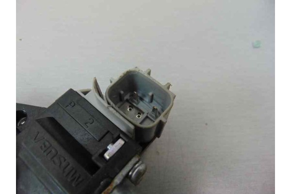 2 PIN ELEVALUNAS TRASERO IZQUIERDO NISSAN JUKE (F15E) Acenta 2013 2 PIN 180614 NISSAN - 2