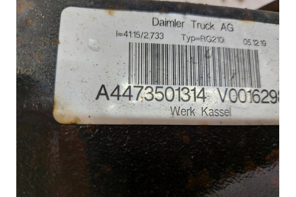 Diferencial trasero puente Mercedes W447 Vito V220d original a44735013