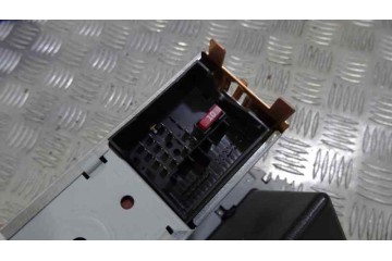 1K0035156B SISTEMA AUDIO / RADIO CD VOLKSWAGEN CADDY (2K)(02.2004) Life 2009 1K0035156B 156930  - 2