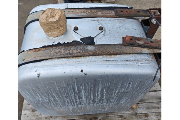 Depósito hidráulico para Mercedes-Benz Actros Arocs MP4 - 190L usado 2