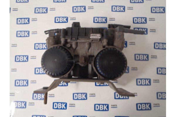 Válvula moduladora eje trasero Ebs Daf 106 Euro 6 usado 2