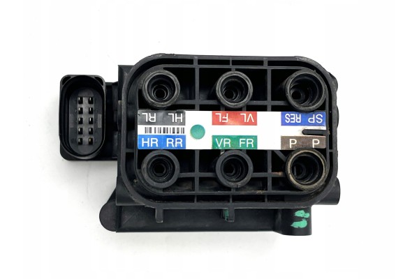 Bloque de Válvulas de Suspensión Neumática para Audi A6 A7 A8 RS7 4H0616013B usado 3