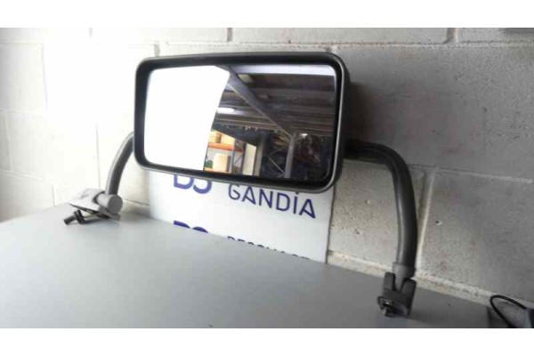  RETROVISOR IZQUIERDO NISSAN CABSTAR Cabina simple Cabina individual 2006 173724 NISSAN - 2