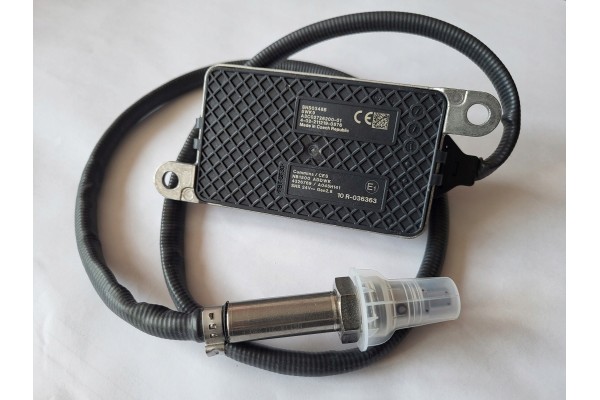 Sensor NOx Daf Euro 6 detrás del catalizador No. 4326769 Original 2139930 usado 2
