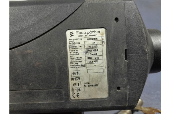 Calefactor estacionario Webasto 504001621 para Iveco Stralis AS440S 16-19 usado 4